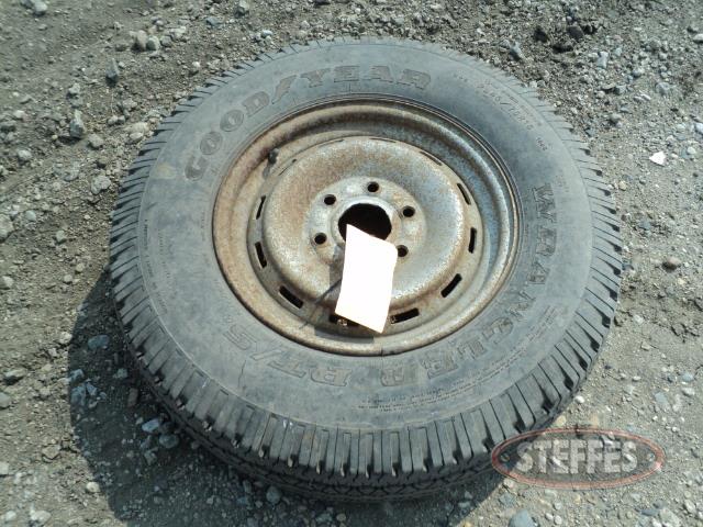 P245-75R16 tire, _1.JPG